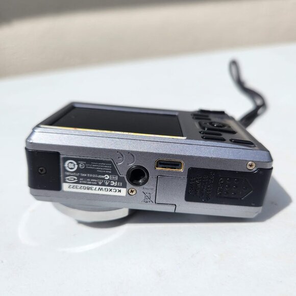 Kodak EasyShare Y2K Z1275 12.1 MP Digital Camera 5X Optical Zoom FOR PARTS ONLY - Picture 5 of 9